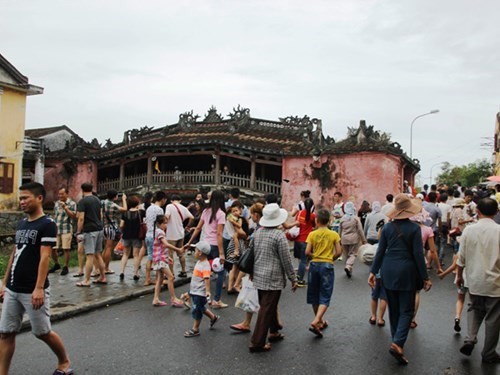 Workshop seeks ways to restore Japanese Bridge in Hoi An  - ảnh 1